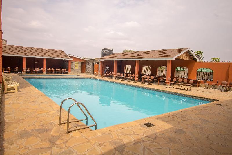 The Luke Hotel - Cravers Thika Exterior photo